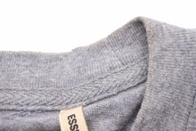 画像をギャラリービューアに読み込む, ESSENTIALS エッセンシャルズ 長袖Ｔシャツ ロンT カットソー グレー ロゴ サイズXS メンズ 中古 30294