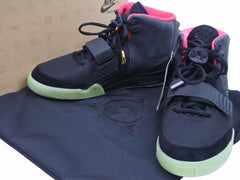 Unused / with black tag NIKE AIR YEEZY 2 Air Yeezy Solar Red 508214-006 Black Sneakers 30346