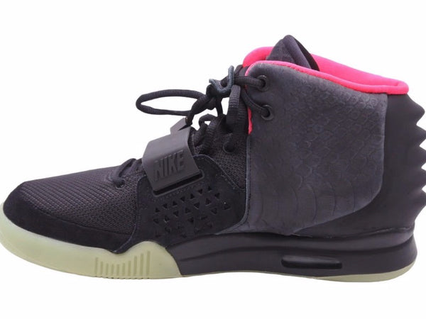 Unused / with black tag NIKE AIR YEEZY 2 Air Yeezy Solar Red 508214-006 Black Sneakers 30346