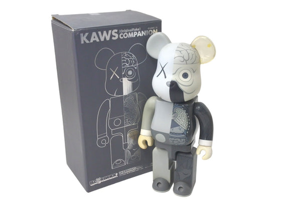Extremely rare KAWS item, signed by the artist himself. BE@RBRIK Gray COMPANION Human Anatomy Model 400% Original Fake Excellent Condition Used 31909