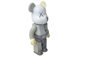 Extremely rare KAWS item, signed by the artist himself. BE@RBRIK Gray COMPANION Human Anatomy Model 400% Original Fake Excellent Condition Used 31909