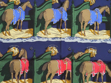 Load image into Gallery viewer, HERMES エルメス カレ90 スカーフ ECURIES 厩舎 シルク 馬柄 TD20276 ネイビー系 箱付き 美品 中古 35042