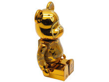Load image into Gallery viewer, MEDICOM TOY × BAPE メディコムトイ × ベイプ カモシャーク 超合金 フィギュア ゴールド 美品 中古 36918