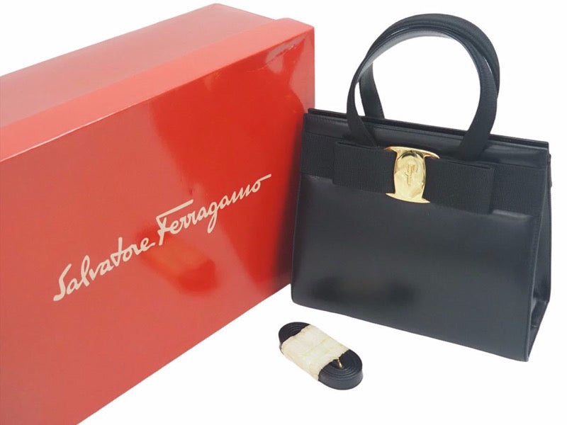 Salvatore Ferragamo フェラガモ ヴァラリボン ハンドバッグ ブラック