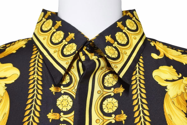New and unused VERSACE Rare Baroque pattern shirt All pattern Vintage Like new Super rare 44 with tags 38307