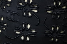 画像をギャラリービューアに読み込む, CHANEL シャネル ココマーク スイムウェア ハイレグ 水着 ワンポイントロゴ 01C p16933v09467 ブラック 美品 中古 38357