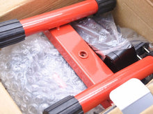 画像をギャラリービューアに読み込む, Supreme シュプリーム CORDLESS FLOOD LIGHT 投光器 LED ポータブルライト ランタン アウトドア レッド 新品 39001