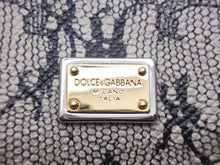 Load image into Gallery viewer, DOLCE＆GABBA ドルチェアンドガッバーナ iPhone5 スマートフォン ケース 型押しレザー ユニセックス 中古 39565