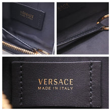 Load image into Gallery viewer, Versace ヴェルサーチ フラグメントケース コインケース カードケース ゴールド ブラック レザー DP38435 美品 中古 42824