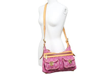 Load image into Gallery viewer, Louis Vuitton ルイヴィトン バギーPM モノグラムデニム ショルダーバッグ M95212 デニム レザー パープル ピンク 美品 中古 43054
