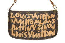 画像をギャラリービューアに読み込む, LOUIS VUITTON ルイヴィトン ポーチ モノグラム グラフィティ ポシェット アクセソワール M92193 美品 中古 43063