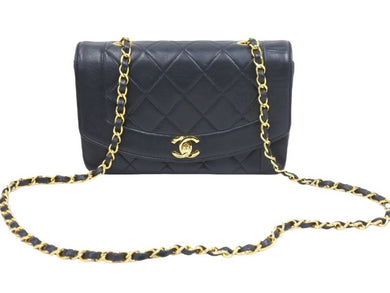 Chanel シャネル チェーンショルダーバッグ キャビアスキン ホワイト ゴールド 2番台 極美品  52363