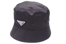 画像をギャラリービューアに読み込む, PRADA プラダ バケットハット 帽子 三角ロゴプレート RN98339 ナイロン コットンブラックサイズS 55cm 美品 中古 44153