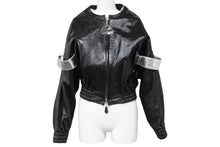 画像をギャラリービューアに読み込む, LOUISVUITTON ルイヴィトン クロップド レザー ジャケット ブラック シルバー モノグラム FGLJ80JNN サイズ34 美品 中古 45348