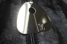 画像をギャラリービューアに読み込む, LOUISVUITTON ルイヴィトン クロップド レザー ジャケット ブラック シルバー モノグラム FGLJ80JNN サイズ34 美品 中古 45348