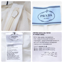 Load image into Gallery viewer, 極美品 PRADA プラダ クレープ デ シン ワンピース P3B06 ホワイト プリーツ ロゴ シーム入り トップス サイズ36 美品 45411 正規品