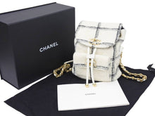 画像をギャラリービューアに読み込む, 新品未使用 顧客即完売 2022-2023AW 最新作 22K CHANEL シャネル AS3615 マトラッセ バックパック ツイード ホワイト 中古 45429