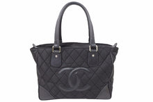 画像をギャラリービューアに読み込む, CHANEL シャネル パリニューヨークライン マトラッセ ココマーク トートバッグ 12番台 ナイロン レザー 美品 中古 45548