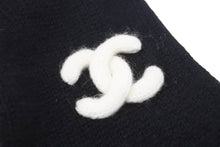 画像をギャラリービューアに読み込む, CHANEL シャネル カシミヤ手袋 グローブ ツイード ココマーク ブラック ホワイト 良品 中古 45573
