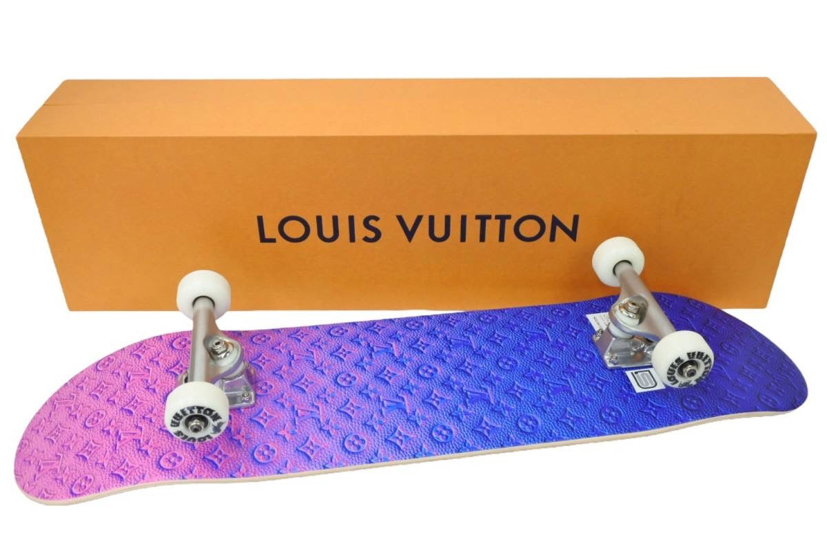 新品未使用 Louis Vuitton ルイヴィトン スケートボード スケボー パープル ヴァージルアブロー モノグラム GI0740 中古  45676 – Casanova Vintage