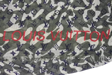 画像をギャラリービューアに読み込む, LOUIS VUITTON ルイヴィトン モノグラモフラージュ ストール カモフラージュ ダークグリーン シルク 村上隆 M74152 中古 46048