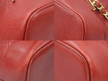 Load image into Gallery viewer, 超希少 CHANEL シャネル ココマーク ゴールドチェーンボール リュック レッド 2番台 中古 46086