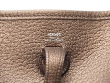 Load image into Gallery viewer, 極美品 HERMES エルメス エヴリン TPM 御堂筋 2007年 ブロンズ ショルダーバック 2007年 □K刻印 中古 46142