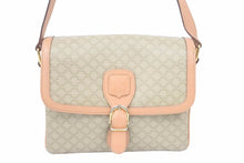 Load image into Gallery viewer, CELINE セリーヌ マカダム柄 ショルダーバッグ PVC レザー ベージュ ヴィンテージ ゴールド金具 ロゴ M14 美品 中古 46148