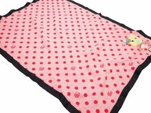 画像をギャラリービューアに読み込む, GUCCI グッチ ヒグチユウコ コラボ キャット ドット GG柄 ブランケット 並木店限定 ウール 大判 ピンク レッド 良品 中古 46552