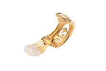 画像をギャラリービューアに読み込む, CHANEL シャネル ヴィンテージ イヤリング マトラッセ シャネルロゴ ゴールド 美品 中古 46605