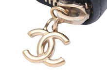 画像をギャラリービューアに読み込む, CHANEL シャネル 財布 長財布 スワロフスキー 22番 2016年 ココマークブラック ゴールド金具 美品 中古 46661