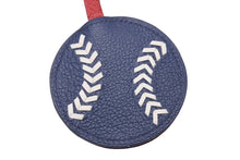 Load image into Gallery viewer, 極美品 HERMES エルメス チャーム キーケース ベースボール C刻 ヴォーエヴァーカラー ブルーマルテ ルージュカザック 中古 46970