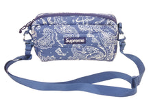 Load image into Gallery viewer, 極美品 Supreme Puffer Side Bag Blue Paisley シュプリーム パファー サイド バッグ ブルーペイズリー 2022AW 2022FW 中古 47005