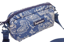 Load image into Gallery viewer, 極美品 Supreme Puffer Side Bag Blue Paisley シュプリーム パファー サイド バッグ ブルーペイズリー 2022AW 2022FW 中古 47005