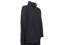 Load image into Gallery viewer, 極美品 CHANEL シャネル 2002 セットアップ ブラック ココマーク ラインストーン 02A P19834W03053/P19746V11502 42/40 中古 47034
