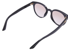 画像をギャラリービューアに読み込む, GUCCI グッチ サングラス 眼鏡 めがね メガネ GG0638SK-001 アジアンフィット UVカット グレーグラデーション 中古 47098