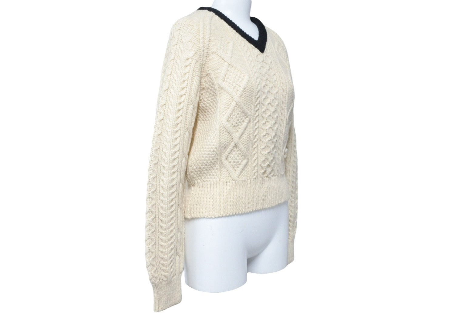 美品　 CHANEL サマーニット　ホワイト 値下げ‼️CHANELサマーニット 38 レディース