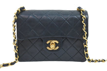 画像をギャラリービューアに読み込む, CHANEL シャネル ショルダーバッグ ミニマトラッセチェーンショルダー 1番台 ブラック ラムスキン ゴールド金具 美品 中古 47159