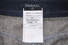 画像をギャラリービューアに読み込む, CHANEL シャネル デニムタイトスカート ココマークボタン PO7739V05664 フランス製 コットン ネイビー サイズ38 美品 中古 47219