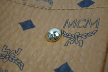 画像をギャラリービューアに読み込む, MCM エムシーエム MUNCHEN ロゴグラム ペット用 キャリーバッグ 小型 犬 猫 ライトブラウン 中古 47346