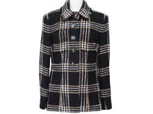 画像をギャラリービューアに読み込む, CHANEL シャネル ツイードジャケット ココマークボタン P56957V42880 17A ブラック ベージュ ホワイト サイズ40 美品 中古 47588