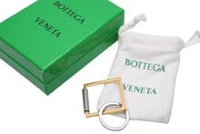 Load image into Gallery viewer, 新品未使用品 BOTTEGAVENETA ボッテガヴェネタ メタルキーリング スクエア 629751VCQP08109 メタル ゴールド シルバー 48420