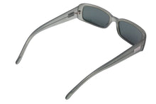画像をギャラリービューアに読み込む, GUCCI グッチ サングラス メガネ アイウェア GG2450/S イタリア製 グリーン シルバー サイズ52□17 美品 中古 49008