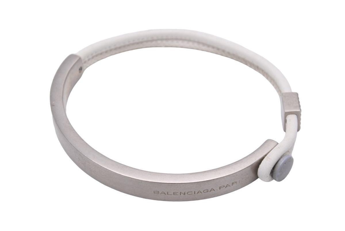 ほぼ未使用品【新品電池】BALENCIAGA バングル/0798 動作品 美品 BALENCIAGA – タグ 
