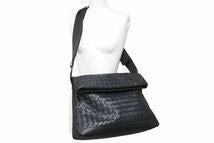 Load image into Gallery viewer, BOTTEGAVENETA ボッテガヴェネタ INTRECCIATO イントレチャート ショルダーバッグ メッセンジャーバッグ ブラック 美品 中古 49196