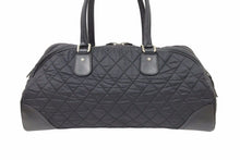画像をギャラリービューアに読み込む, CHANEL シャネル パリスニューヨーク キルティング ボストンバッグ 10番台 ナイロン レザー ブラック シルバー金具 美品 中古 49417