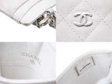 画像をギャラリービューアに読み込む, CHANEL シャネル 20クルーズ クラシックチェーンカードケース チェーン付パスケース AP1044 ライトベージュ 美品 中古 49427