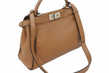 画像をギャラリービューアに読み込む, FENDI フェンディ ハンドバッグ セレリア ピーカブー ブラウン ストラップ付き 8BN290 美品 中古 34943