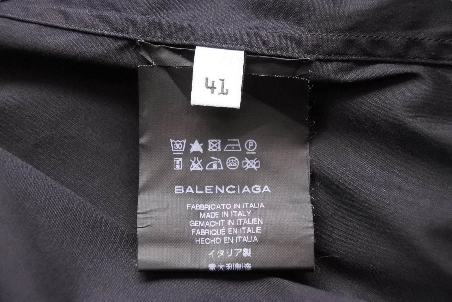 BALENCIAGA バレンシアガ 長袖シャツ ブラック 黒 トップス 無地