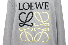 画像をギャラリービューアに読み込む, LOEWE ロエベ アナグラム スウェットシャツ クルーネック グレー 22aw h526y24j07 サイズ S 美品 中古 49753